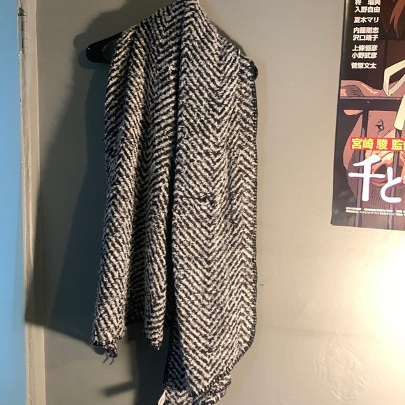 Accessories - Womens large scarf